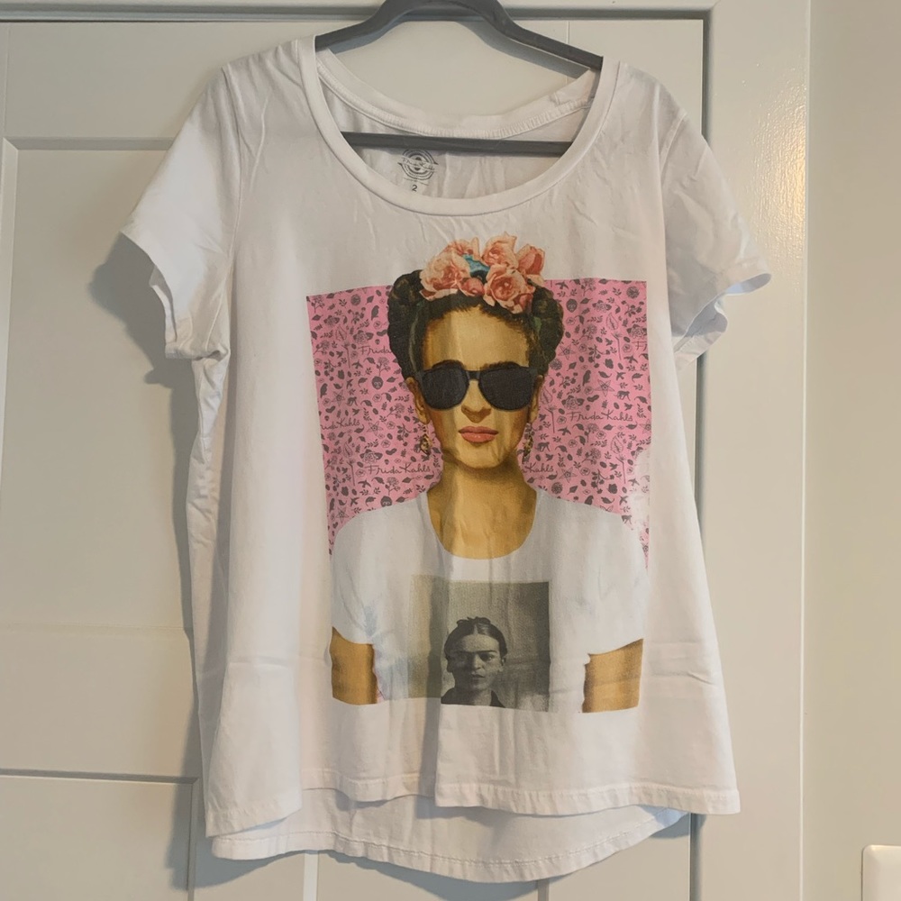 Frida Kahlo Graphic Tee